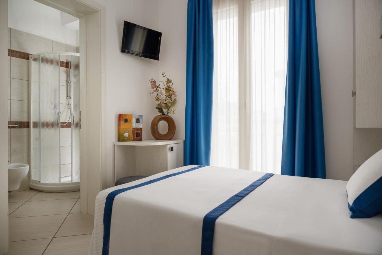 Hotel Embassy Riccione Exterior photo