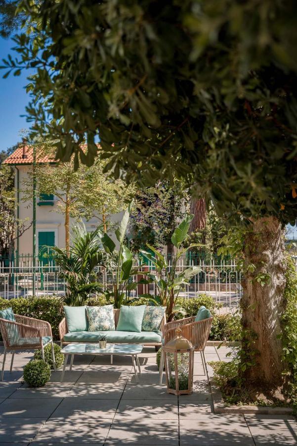 Hotel Embassy Riccione Exterior photo