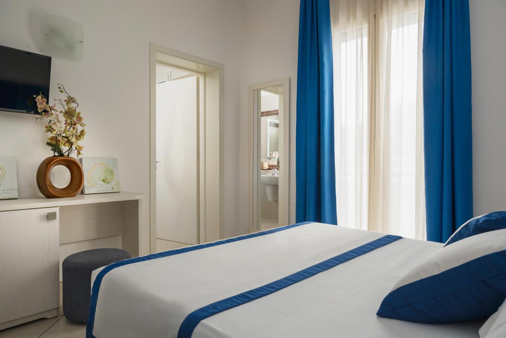 Hotel Embassy Riccione Exterior photo